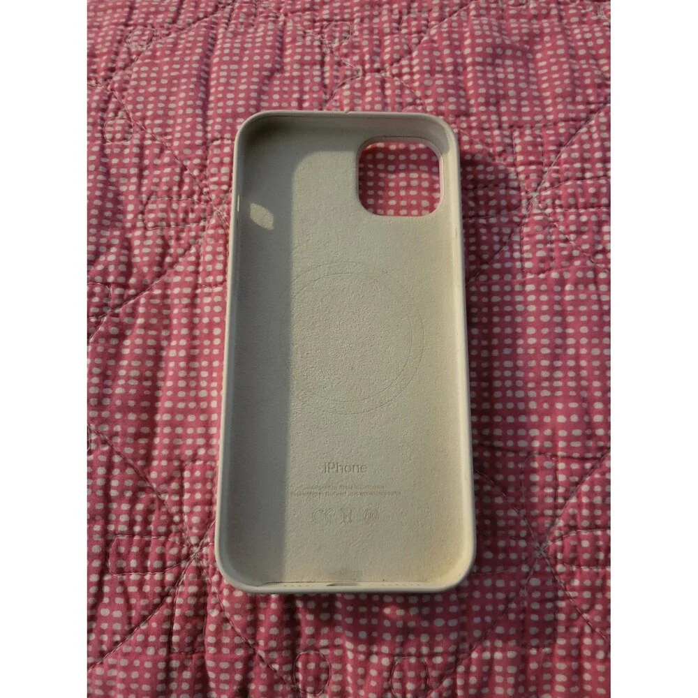 Apple iPhone Case Pink Silicone